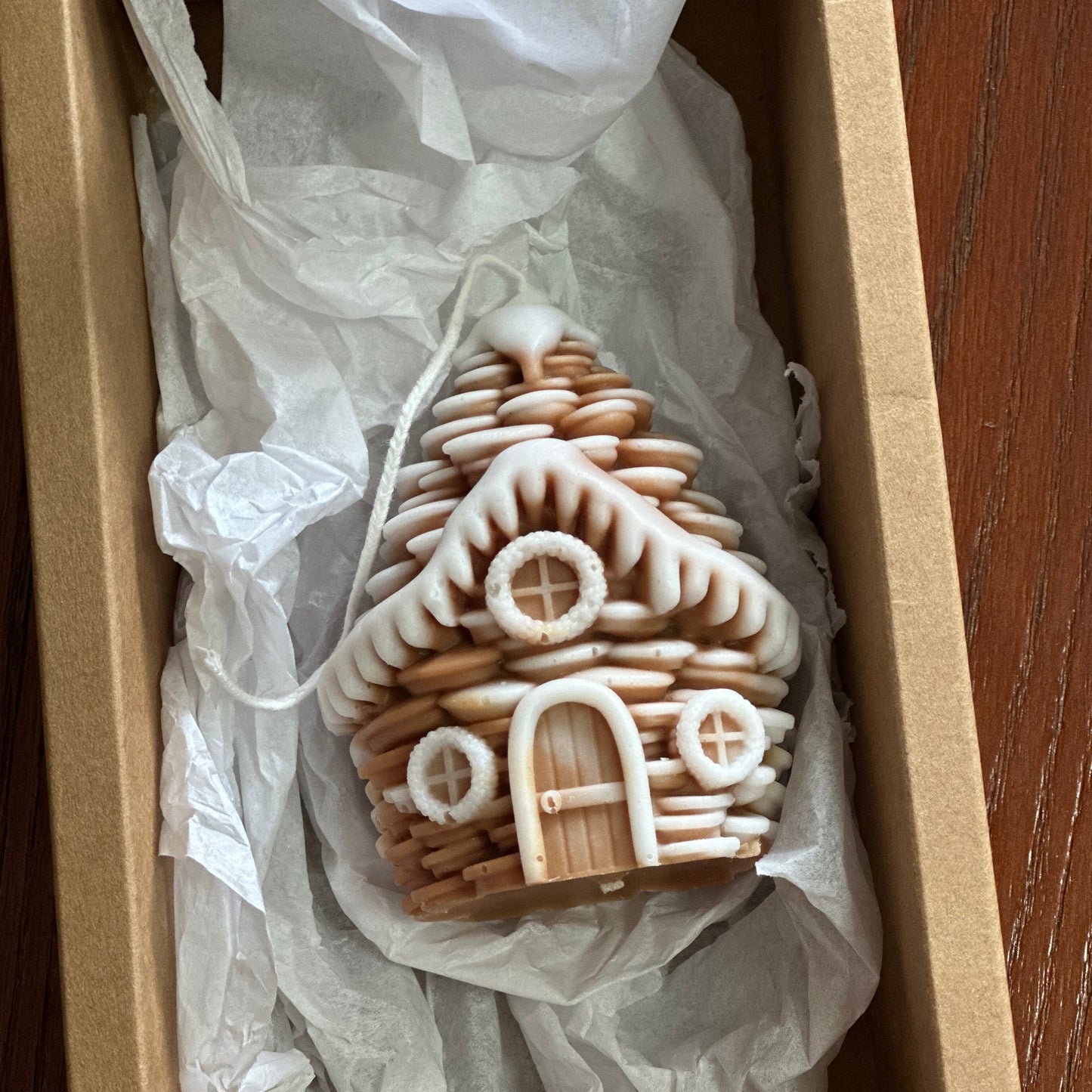 Snowy Pinecone Cottage Candle