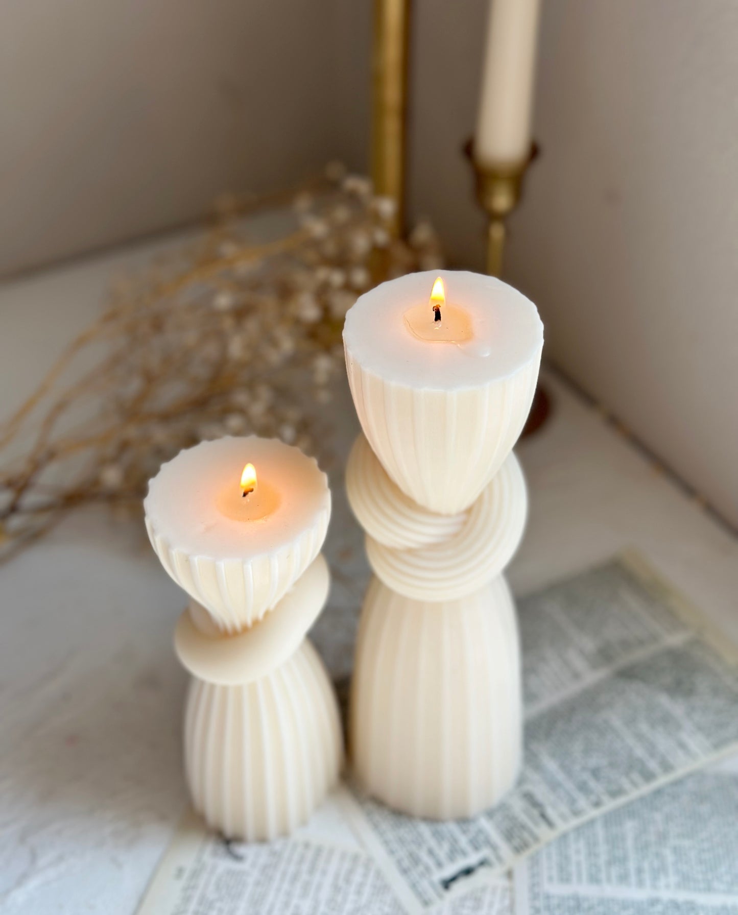 Undyed Knot Striped Candle