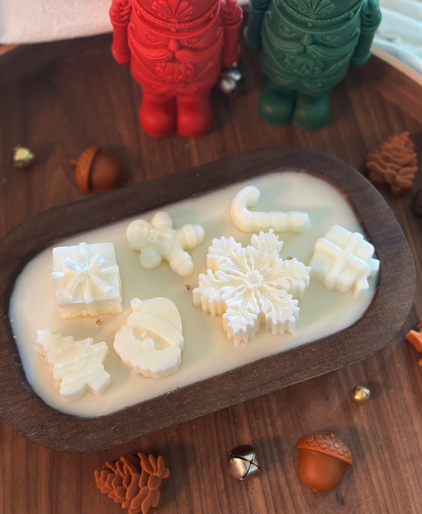 Christmas Wood Dough Bowl Candle | 20oz