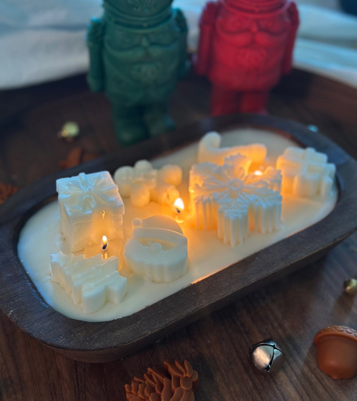 Christmas Wood Dough Bowl Candle | 20oz