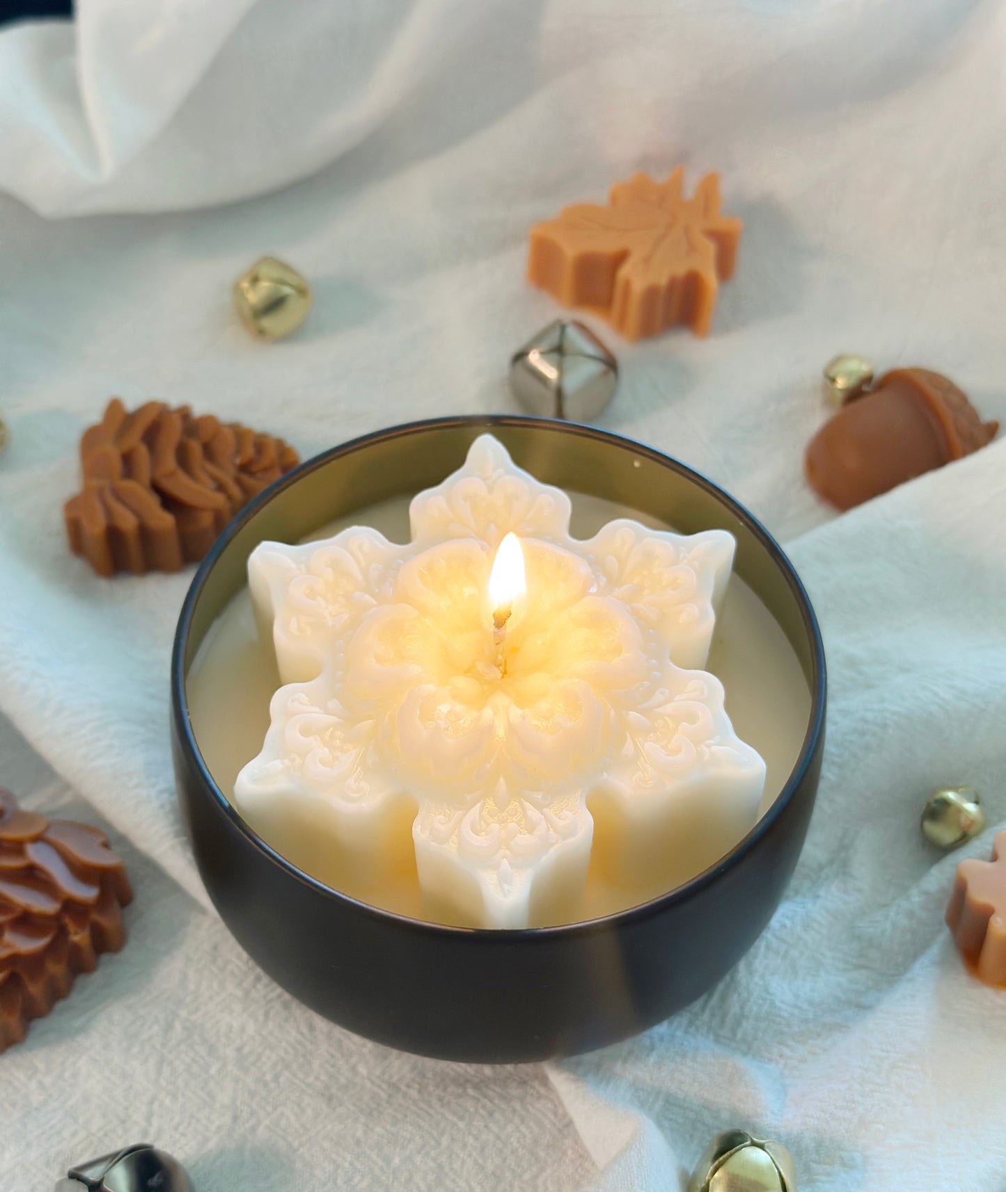 Winter Snowflake Candle | 10oz